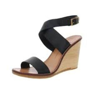 Dolce Vita Havana Black Leather Ankle Strap Wedge 7